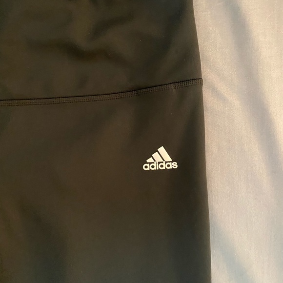 Adidas Black Leggings - Picture 4 of 4